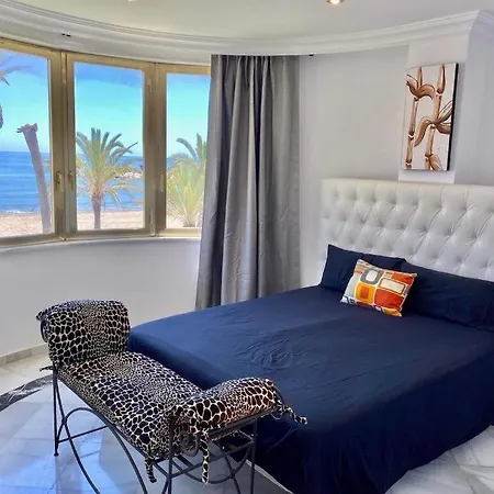 Frontline Sea In The Center Of Puerto Banus-acces To The Beach Apartment